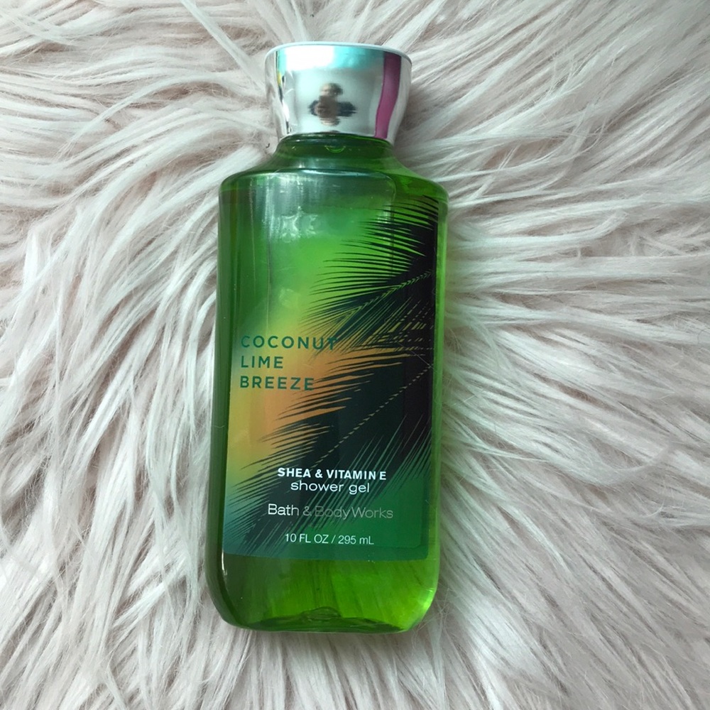 Bath and body works coconut lime breeze shower gel